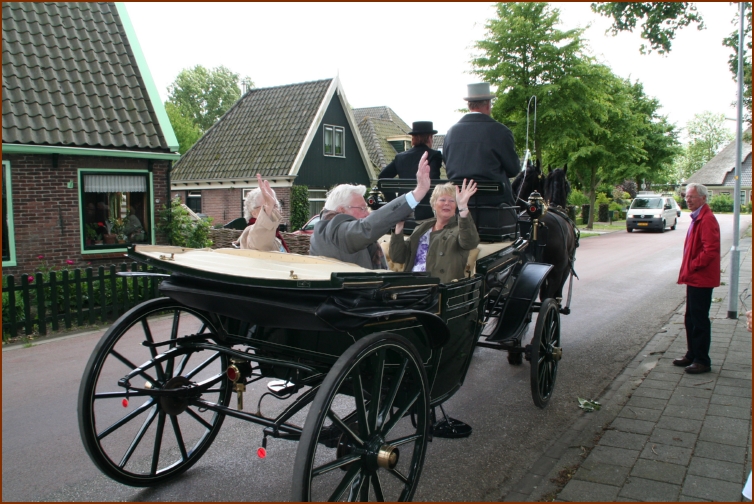 935 Willy & Gerard 081 Met de Koets